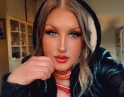 That Weird Crystal Girl