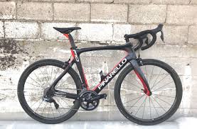 Dogma f10 was developed in conjunction with team sky for performance and handling, and jaguar for aerodynamics. Pinarello Dogma F10 Review The Superbike To Beat Feedthehabit Com
