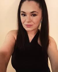 Amber Ayers's Instagram, Twitter & Facebook