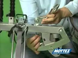 Mottez Portes Velos 2 Et 3 Velos Standard Sur Attelage Youtube