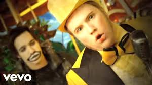 Op-Ed: In defense of Fall Out Boy's 'Folie À Deux'