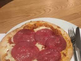 Order pizza online from a store near you. Pizza An Der Snackbar Aufnahme Von Holiday Inn Express Munchen City West Tripadvisor