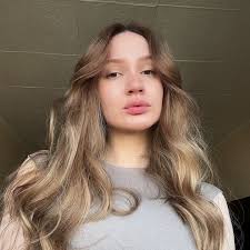 ⋆˚࿔ Annie Cline 𝜗𝜚˚⋆ (@anniecline)