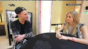 Iszak eszter elárulta, mi tudná rávenni a meztelenkedésre. Iszak Eszter Vivarandommarci Youtube