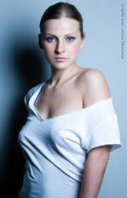 A Girl With The Beautiful Eyes Portrait Photos