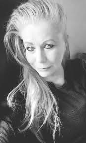 I came across this group after being a member of the men's group which I  thought was great fun. I hope we can keep it in the same spirit here, I  don't