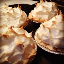 Individual Lemon Meringue Pies My Own Crust But Anna Olson S Lemon Curd Meringue Recipe Delish Favorite Pie Recipes Maple Syrup Recipes Pecan Pie Recipe