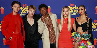 296 warfield point park road greenville, ms, united states. Chase Stokes Madelyn Cline Outer Banks Cast Reunite For Mtv Movie Tv Awards 2021 2021 Mtv Movie Tv Awards Chase Stokes Jonathan Daviss Madelyn Cline Madison Bailey Mtv
