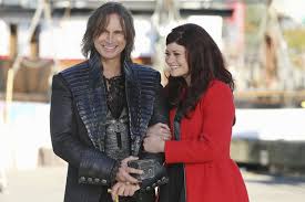 Annabelle natalie gibson is an australian convicted scammer and pseudoscience advocate. Rumplestiltskin And Belle Moments On Once Upon A Time Popsugar Entertainment