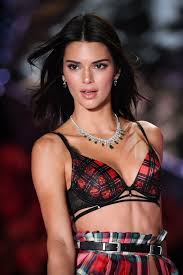 Wanna see kendall jenner getting her hair done and see how bella hadid's make up was done for the 2016 victoria's secret. Pin By Harshan Maksim On Kendall Jenner Victoria Secret Fashion Show Victoria Secret Runway Kendall Jenner Photos