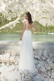 Kaufen sie die besten brautkleider 2021 online bei irenekleider.de. Feminine Und Zarte Brautkleider Bei Munchen Gunstige Brautkleider Munchen