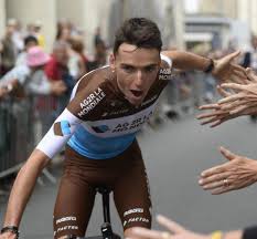 Amandine connaît à peu près tout de la discipline de son mari et pour cause : Romain Bardet Etre Conquerant
