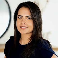 Sarah Smalling's Instagram, Twitter & Facebook