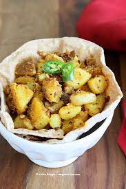 Crunchy Spicy Potatoes Vegan Richa Recipe Recipes Indian Food Recipes Food