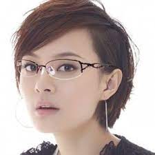 kurzhaarfrisuren fur brillentrager http www frisuren 2014 com frisuren 2014 kurzhaarfri styling kurzes haar frisuren kurze haare brille kurze haare frauen