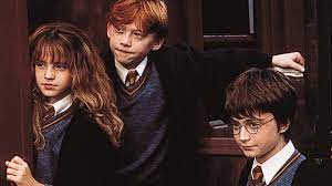 And consists of eight fantasy films. Harry Potter Alle Filme Die Reihenfolge Und Wo Ihr Sie Sehen Konnt Kino De