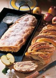 Nusszopf Und Apfelstrudel Rezepte Essen Trinken Rezepte Apfelstrudel Rezept Nusszopf Rezept