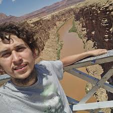 How long does a blade usually last before it gets dull?