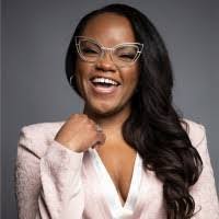 Shakeena Cherry's Instagram, Twitter & Facebook