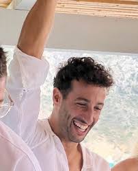 🧚‍♀️ — jack and sally // daniel ricciardo