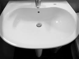 how to fix a chipped sink