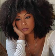 She got her booh thang back n he's very happy and comfortable with her!