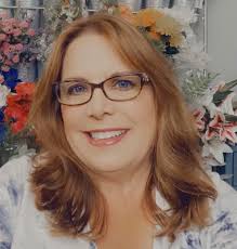 Home Stories: Nurturing Artistic Dreams: The Artisan Market and Studio,  Leesburg, VA