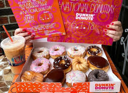 Buat kamu para pecinta makanan cepat saji donut pasti sudah tidak asing lagi dengan nama dunkin donuts. 30 Fakta Dunkin Yang Mungkin Anda Tidak Tahu Restoran