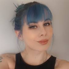 Tara Broderick's Instagram, Twitter & Facebook