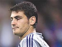 Camacho entra en un laberinto