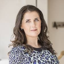 Tara Murphy's Instagram, Twitter & Facebook