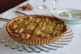 Tarte Geometrique A La Rhubarbe Et A L Amande Vegan Recette Tarte Aux Pommes Recette Recette Tarte Rhubarbe