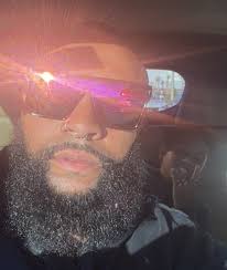 This is the way I live. Happy with my progress and where I'm going. Peep  the last slide if you feel some type of way about this 🤝🤝🫡👏🏾#newpost  #thewayilive #explore