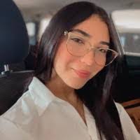 Lorraine Negron's Instagram, Twitter & Facebook