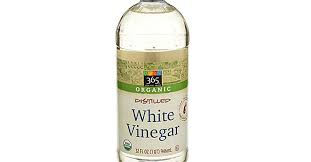 15 Reasons Why White Vinegar Is The Most Magical Household Ingredient In 2020 White Vinegar Distilled White Vinegar Vinegar