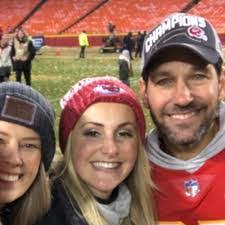 Ashley Garver's Instagram, Twitter & Facebook