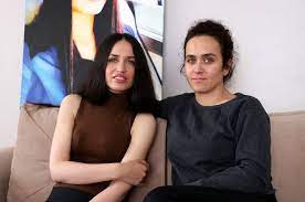 Beş yıl önce eski erkek arkadaşı tarafından başından vurulan mutlu kaya, mucizevi bir şekilde hayatta kaldı. Son Dakika Mutlu Kaya Nin Kardesi Ve Avukati Da Erkek Siddetine Kurban Gitti Son Dakika Haberleri