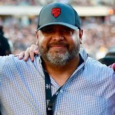 Kyle Brady (@14kylebrady)