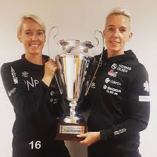 One small trophy in silver which they keep and one bigger trophy which are held only by reigning champions. Katrine Lunde Katrinelundenor Twitter