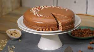 buchweizentorte mit preiselbeerfullung rezept in 2021 buchweizen torte kuchen und torten rezepte kuchen und torten