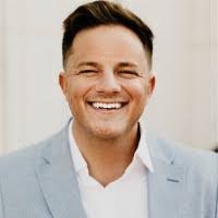 Myrna Boyle's Instagram, Twitter & Facebook