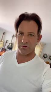 Marc Oliver (@IamMarcOliver) • Facebook