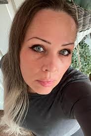 Cassie Calhoun's Instagram, Twitter & Facebook