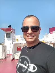 Vorrei andare in un agriturismo x rilassarmi e camminare in compagnia di  belle persone