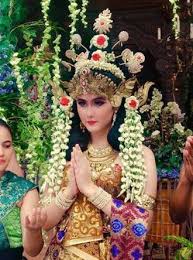 Nyi roro kidul menurut islam menurut perspektif islam, keberadaan sosok seperti nyi roro kidul sebetulnya sudah diterangkan secara jelas dalam al qur'an surat al hijr ayat 27. Daftar Nama Dan Biodata Lengkap Pemain Nyi Roro Kidul Mnctv 2019 Tentang Sinopsis