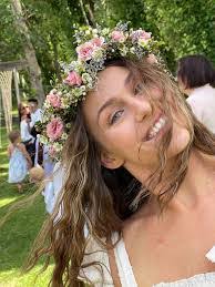 Rose Salerno's Instagram, Twitter & Facebook