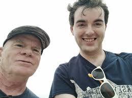 Meeting seaside youtube vlogger at boardwalk