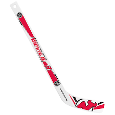 In allen diesen sportarten wird der hockeyschläger mit den händen (meist beiden) gefasst und dient zum spielen des balles bzw. Mini Hockeyschlager Sher Wood Player Nhl New Jersey Devils Sportartikel Sportega