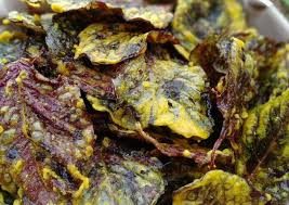 Kandungan gizi bayam merah juga hampir sama. Resep Keripik Bayam Merah Oleh Kreasi Lovely Cookpad