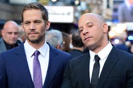 Paul walker's daughter, meadow walker, has been awarded $10.1 million in a settlement from roger rodas' estate. Vin Diesel Er Gedenkt Paul Walker Mit Emotionalem Post Gala De